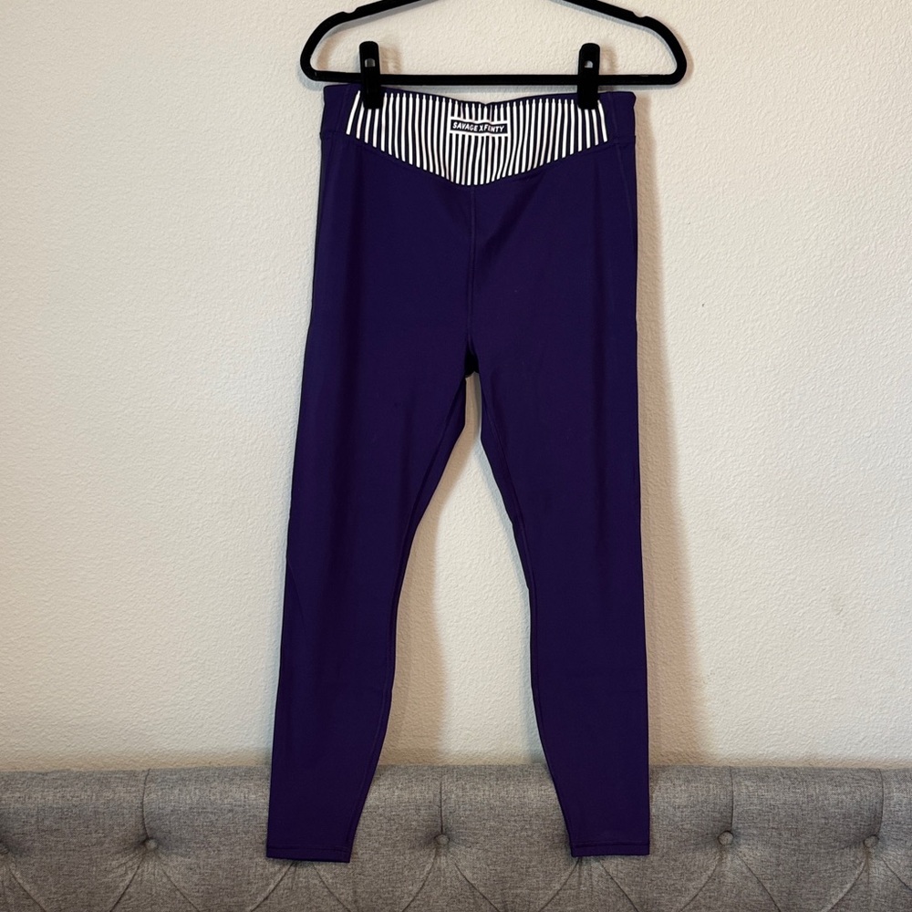 Savage X Fenty Leggings in Vibrant Purple